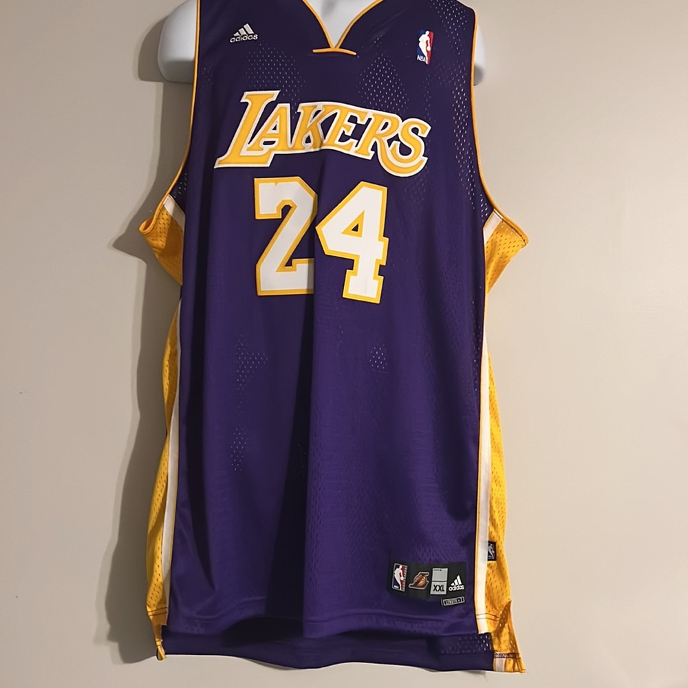 Authentic Adidas Kobe Bryant #24 Lakers Swingman Jersey NWT